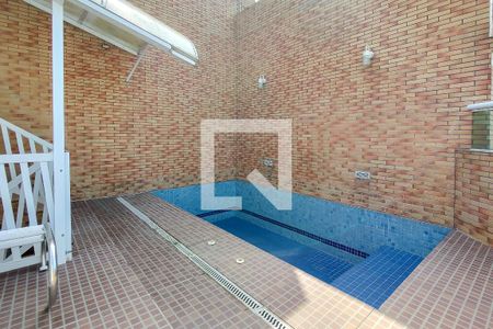 Apartamento para alugar com 350m², 4 quartos e 3 vagas Apartamento para alugar com 350m², 4 quartos e 3 vagasPiscina