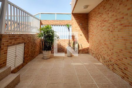 Apartamento para alugar com 350m², 4 quartos e 3 vagas Apartamento para alugar com 350m², 4 quartos e 3 vagasÁrea da piscina