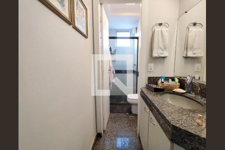 Apartamento para alugar com 100m², 3 quartos e 2 vagas Apartamento para alugar com 100m², 3 quartos e 2 vagasBanheiro Social