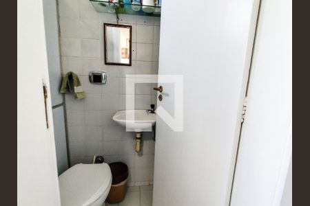 Apartamento para alugar com 100m², 3 quartos e 2 vagas Apartamento para alugar com 100m², 3 quartos e 2 vagasBanheiro de Serviço