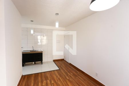 Sala_Cozinha-Serviço de apartamento para alugar com 2 quartos, 40m² em Vila Plana, São Paulo
