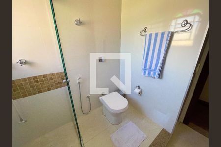 Casa à venda com 247m², 3 quartos e 3 vagasBanheiro Social