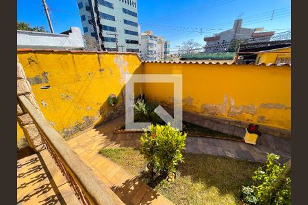 Casa à venda com 247m², 3 quartos e 3 vagasÁrea externa