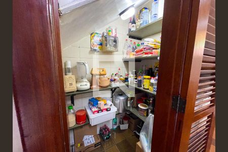 Casa à venda com 247m², 3 quartos e 3 vagasDespensa