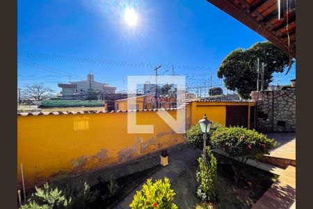 Casa à venda com 247m², 3 quartos e 3 vagasÁrea externa