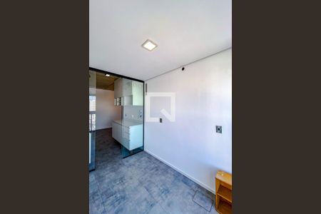 Apartamento para alugar com 70m², 2 quartos e 1 vagaÁrea de Serviço