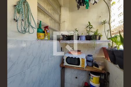 Apartamento à venda com 77m², 2 quartos e 1 vaga Apartamento à venda com 77m², 2 quartos e 1 vagaÁrea de Serviço