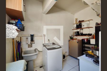 Apartamento à venda com 77m², 2 quartos e 1 vaga Apartamento à venda com 77m², 2 quartos e 1 vagaÁrea de Serviço