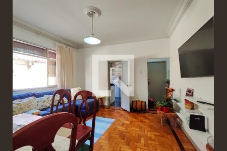 Apartamento à venda com 77m², 2 quartos e 1 vaga Apartamento à venda com 77m², 2 quartos e 1 vagaSala