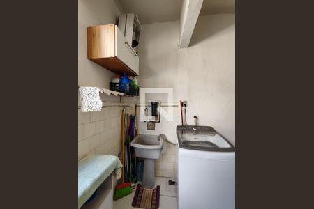 Apartamento à venda com 77m², 2 quartos e 1 vaga Apartamento à venda com 77m², 2 quartos e 1 vagaÁrea de Serviço