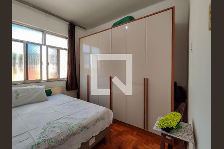 Apartamento à venda com 77m², 2 quartos e 1 vaga Apartamento à venda com 77m², 2 quartos e 1 vagaQuarto 1