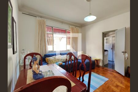 Apartamento à venda com 77m², 2 quartos e 1 vaga Apartamento à venda com 77m², 2 quartos e 1 vagaSala