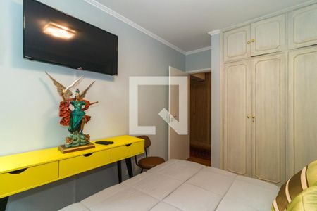 Apartamento à venda com 267m², 3 quartos e 2 vagas Apartamento à venda com 267m², 3 quartos e 2 vagasQuarto 2