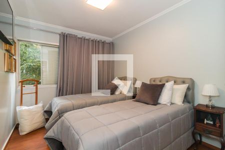 Apartamento à venda com 267m², 3 quartos e 2 vagas Apartamento à venda com 267m², 3 quartos e 2 vagasQuarto 3