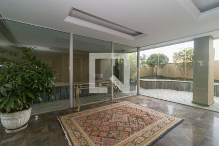 Apartamento à venda com 267m², 3 quartos e 2 vagas Apartamento à venda com 267m², 3 quartos e 2 vagasHall social