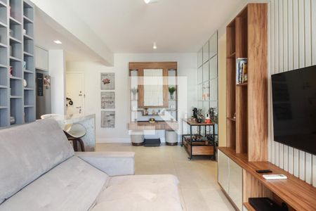 Sala  de apartamento à venda com 2 quartos, 68m² em Chácara Seis de Outubro, São Paulo