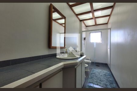 Apartamento para alugar com 178m², 3 quartos e 2 vagasBanheiro