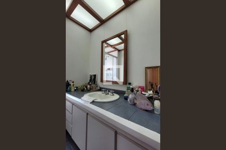 Apartamento para alugar com 178m², 3 quartos e 2 vagasBanheiro da suíte