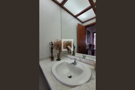 Apartamento para alugar com 178m², 3 quartos e 2 vagasLavabo