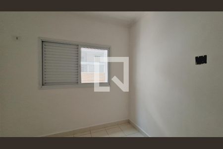 QUARTO de apartamento para alugar com 2 quartos, 72m² em Caiçara, Praia Grande