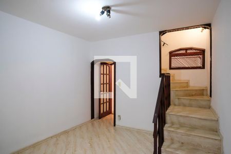 Casa à venda com 168m², 3 quartos e 4 vagasCopa