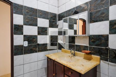 Casa à venda com 168m², 3 quartos e 4 vagasBanheiro
