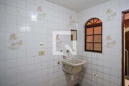 Casa à venda com 168m², 3 quartos e 4 vagasÁrea de serviço