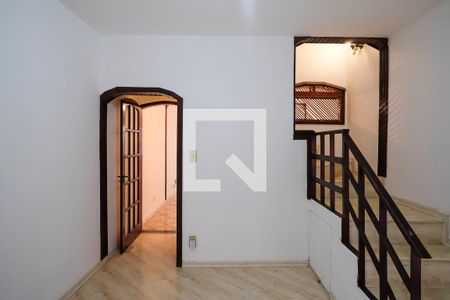 Casa à venda com 168m², 3 quartos e 4 vagasCopa