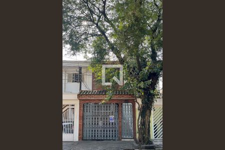Casa à venda com 168m², 3 quartos e 4 vagasFachada + plaquinha