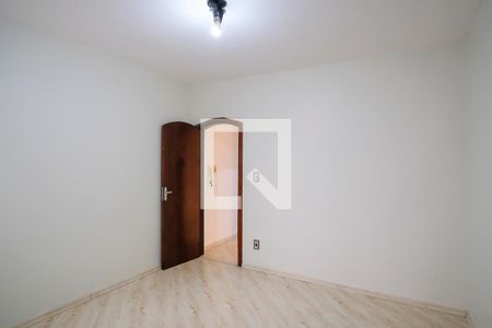 Casa à venda com 168m², 3 quartos e 4 vagasQuarto 2