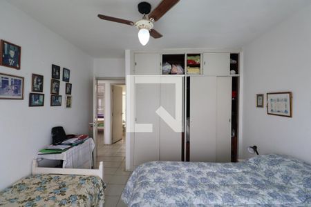 Apartamento para alugar com 136m², 3 quartos e 1 vaga Apartamento para alugar com 136m², 3 quartos e 1 vagaQuarto