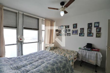 Apartamento para alugar com 136m², 3 quartos e 1 vaga Apartamento para alugar com 136m², 3 quartos e 1 vagaQuarto