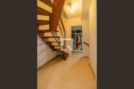 Casa para alugar com 133m², 2 quartos e 1 vaga Casa para alugar com 133m², 2 quartos e 1 vagaCorredor