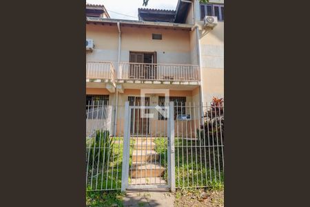 Casa para alugar com 133m², 2 quartos e 1 vaga Casa para alugar com 133m², 2 quartos e 1 vagaFachada