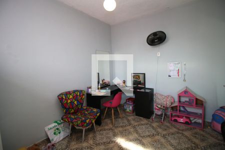 Quarto 1 de casa à venda com 2 quartos, 150m² em Brás de Pina, Rio de Janeiro