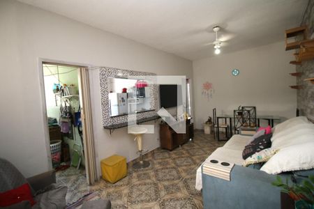 Sala de casa à venda com 2 quartos, 150m² em Brás de Pina, Rio de Janeiro