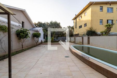 Casa à venda com 60m², 2 quartos e 1 vagaQuintal