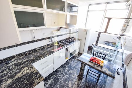 Apartamento à venda com 210m², 2 quartos e 1 vaga Apartamento à venda com 210m², 2 quartos e 1 vagaCozinha