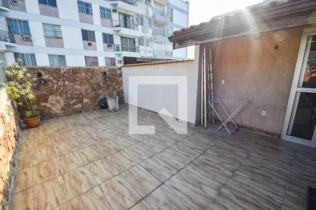 Apartamento à venda com 210m², 2 quartos e 1 vaga Apartamento à venda com 210m², 2 quartos e 1 vagaCobertura