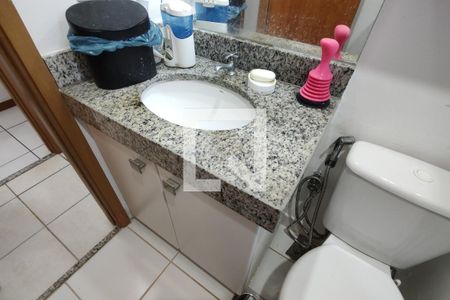 Apartamento à venda com 146m², 3 quartos e 2 vagasBanheiro da Suíte 1