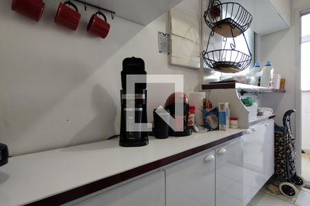 Apartamento à venda com 146m², 3 quartos e 2 vagasCozinha - Armários