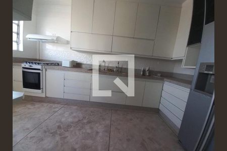 Apartamento à venda com 306m², 3 quartos e 1 vagaFoto 24