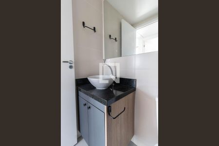 Apartamento para alugar com 46m², 2 quartos e 1 vaga Apartamento para alugar com 46m², 2 quartos e 1 vagaBanheiro