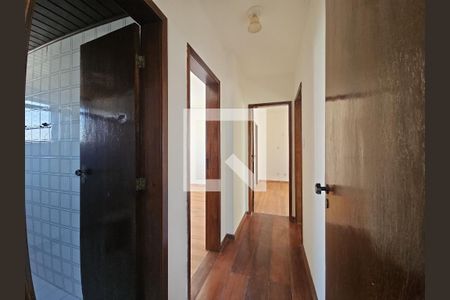 corredor  de apartamento para alugar com 3 quartos, 150m² em Pituba, Salvador