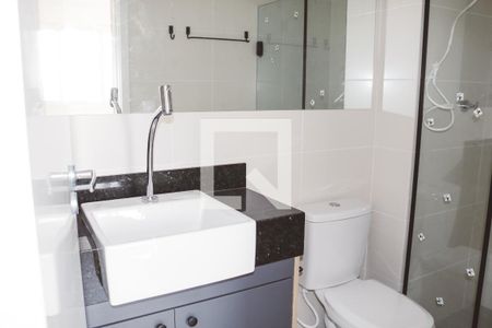 Banheiro da Suíte de apartamento para alugar com 2 quartos, 47m² em Água Fria, São Paulo