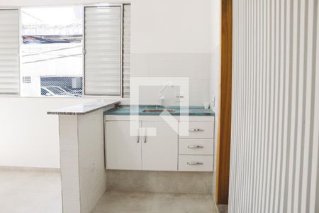 Cozinha de kitnet/studio para alugar com 1 quarto, 25m² em Santana, São Paulo