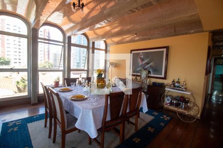 Apartamento à venda com 320m², 4 quartos e 4 vagas Apartamento à venda com 320m², 4 quartos e 4 vagasSala de Jantar