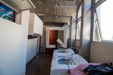 Apartamento à venda com 320m², 4 quartos e 4 vagas Apartamento à venda com 320m², 4 quartos e 4 vagasÁrea de Serviço