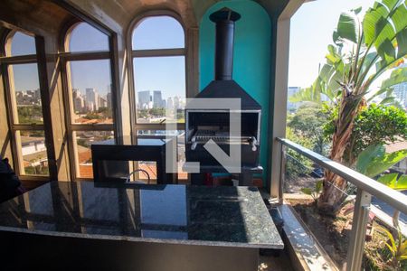 Apartamento à venda com 320m², 4 quartos e 4 vagas Apartamento à venda com 320m², 4 quartos e 4 vagasVaranda Gourmet