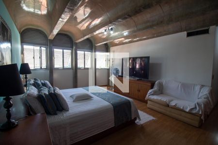 Apartamento à venda com 320m², 4 quartos e 4 vagas Apartamento à venda com 320m², 4 quartos e 4 vagasSuíte 3